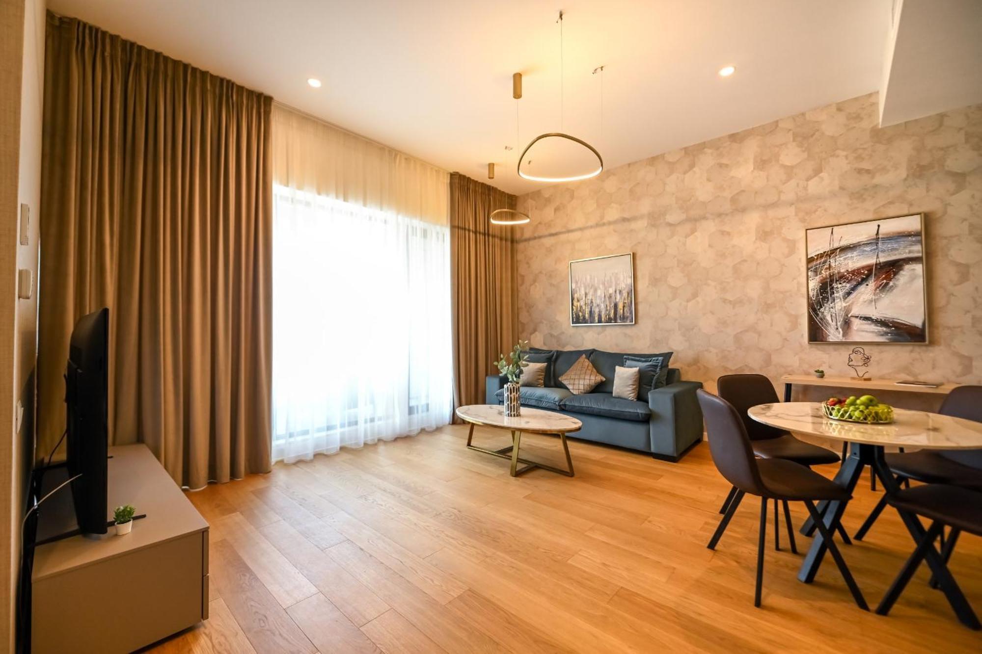 One Verdi Park Exclusive Apartments - Panoramic View & Private Parking Бухарест Экстерьер фото