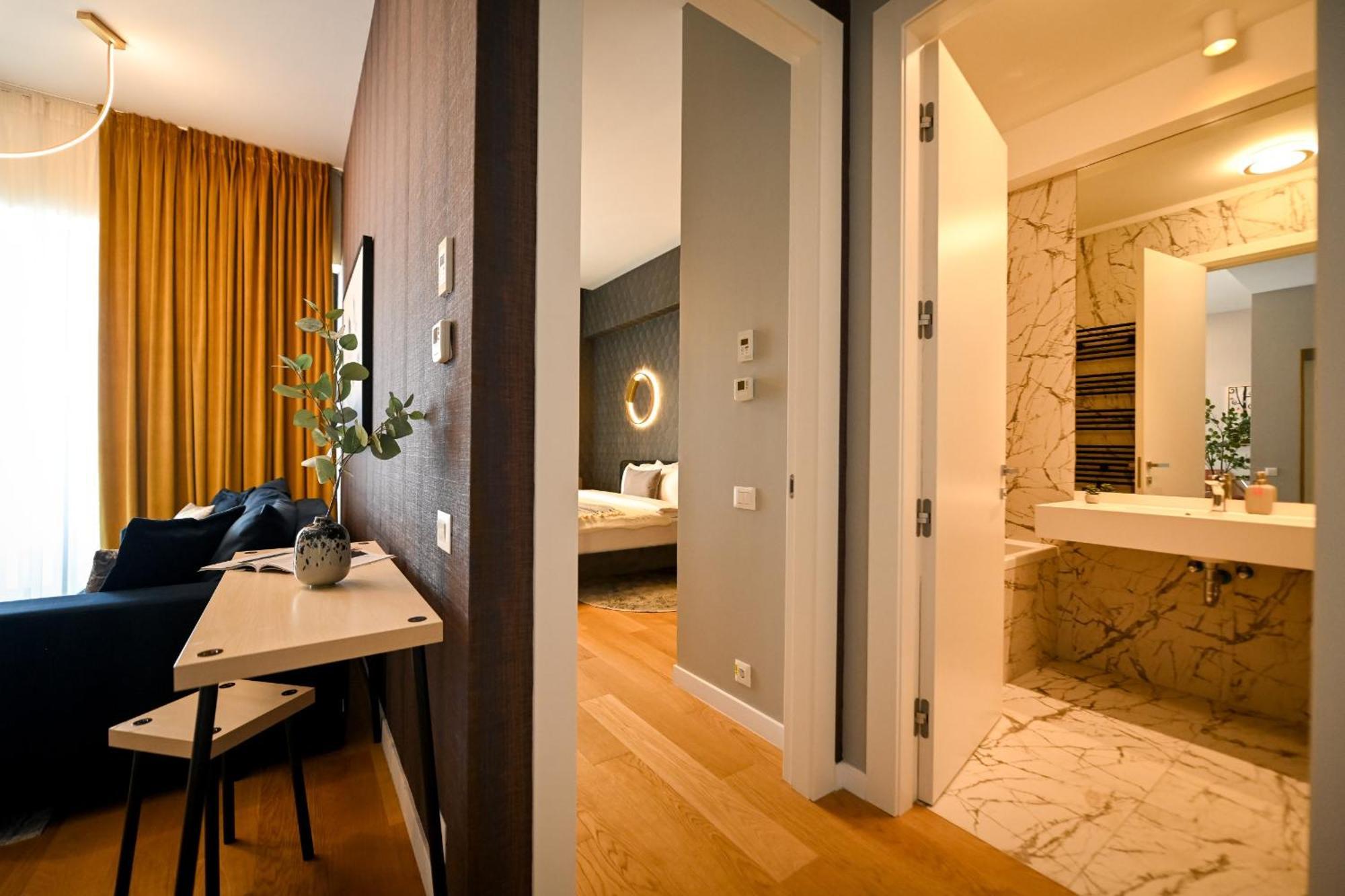 One Verdi Park Exclusive Apartments - Panoramic View & Private Parking Бухарест Номер фото