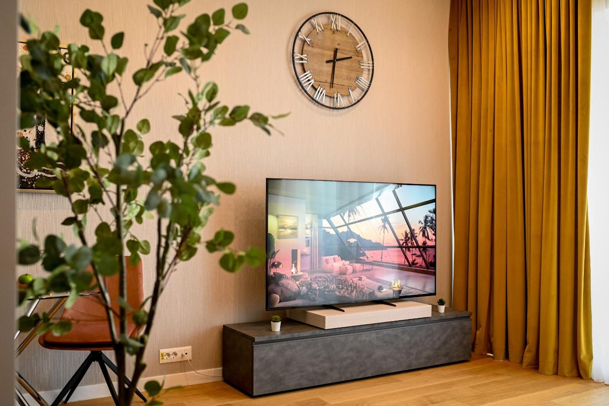One Verdi Park Exclusive Apartments - Panoramic View & Private Parking Бухарест Номер фото